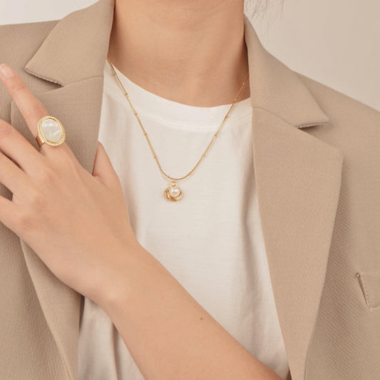 Gold wire winding and pearl necklace - Modingo Modingo