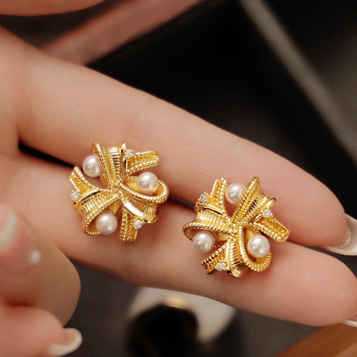 Vintage Style Flower Earrings With Pearl