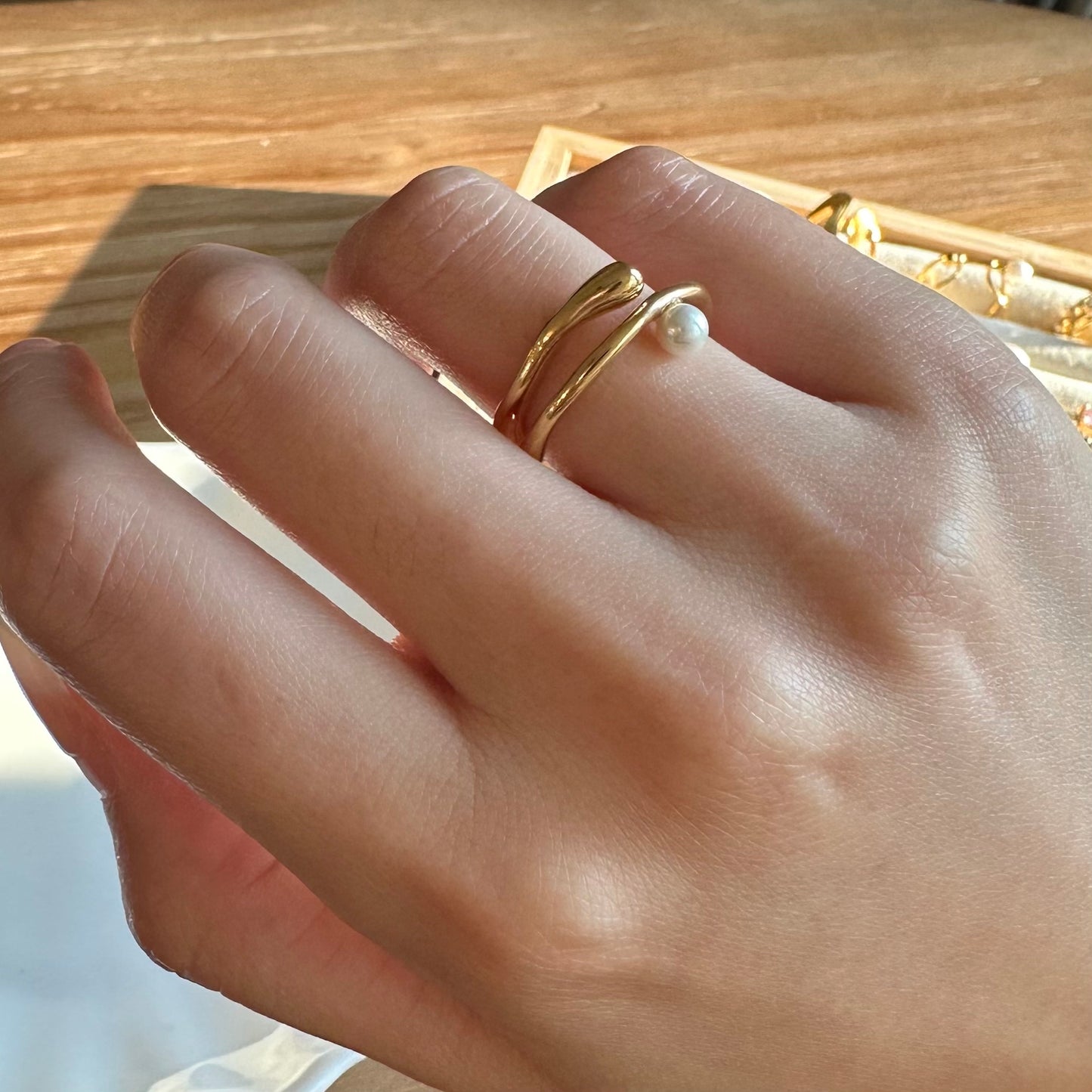 Simple Line Pearl Ring