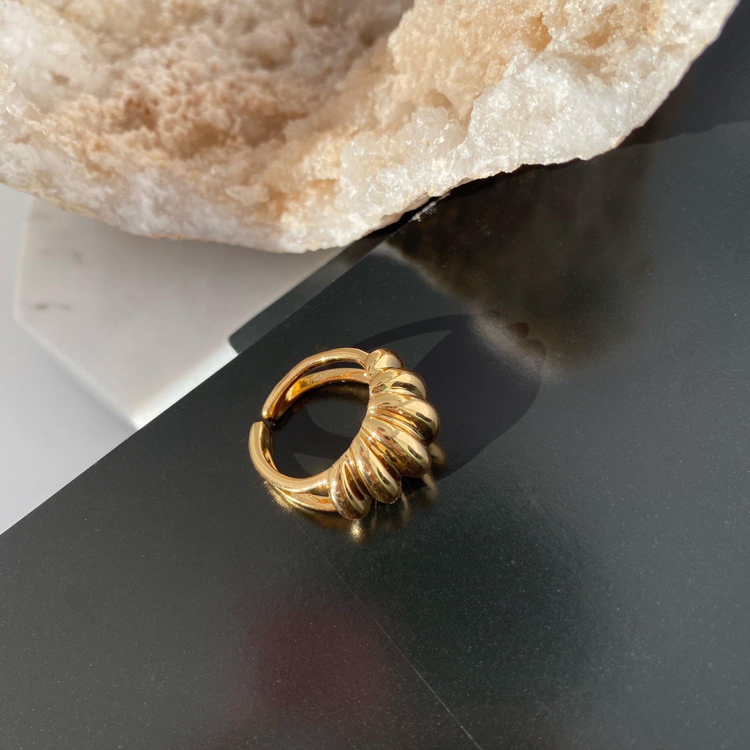 Croissant Ring - Modingo Modingo