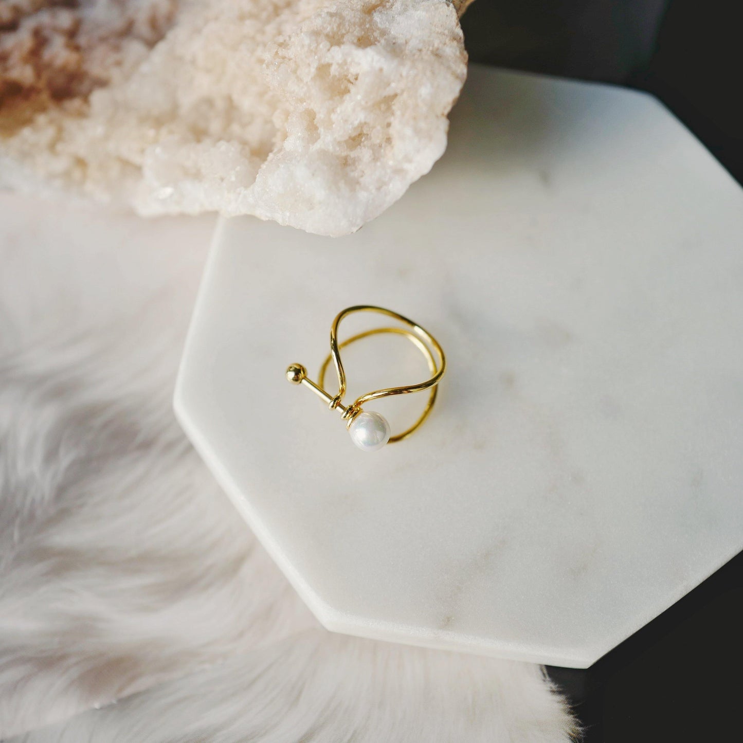 Line Design Pearl Open Ring - Modingo Modingo