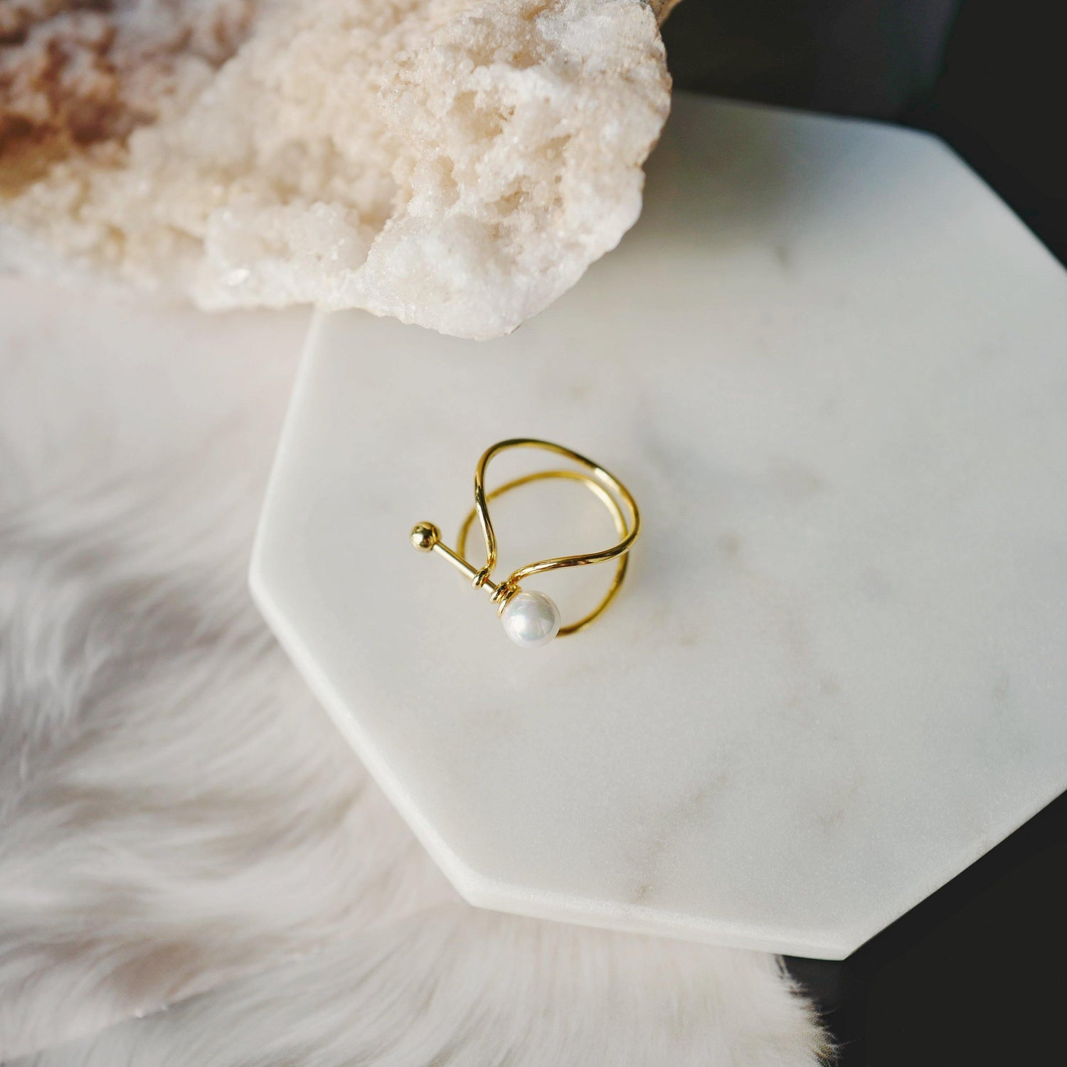 Line Design Pearl Open Ring - Modingo Modingo