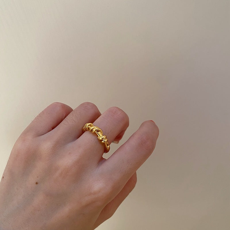 French Vintage Style Knotted Ring - Modingo Modingo