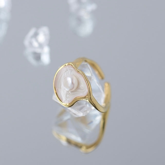 Natural Pearl Oil Drop Ring - Modingo Modingo