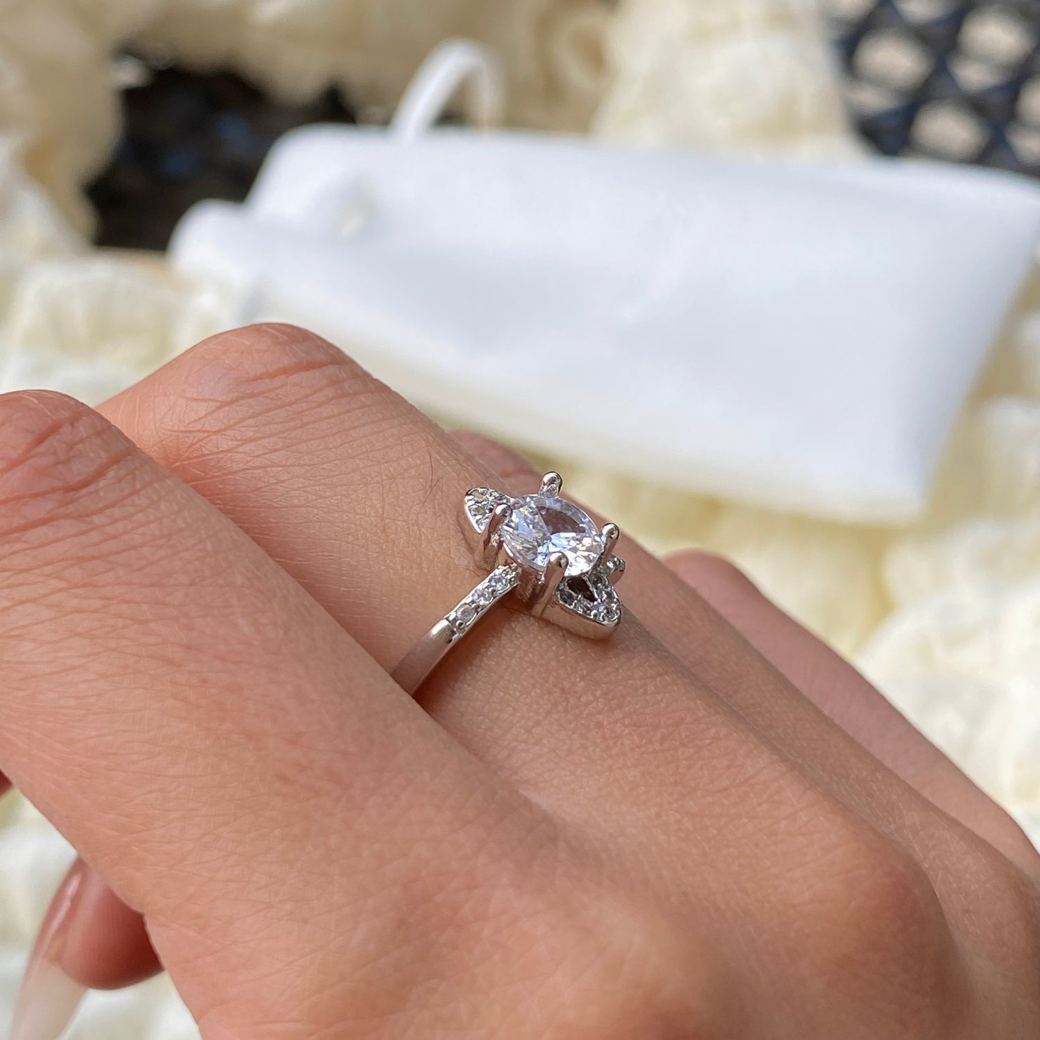 Shiny Zircon Silver Open Ring - Modingo Modingo