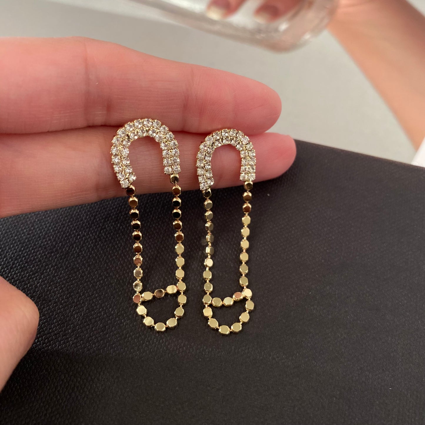 Moria Geometric Chain Earrings - Modingo Modingo