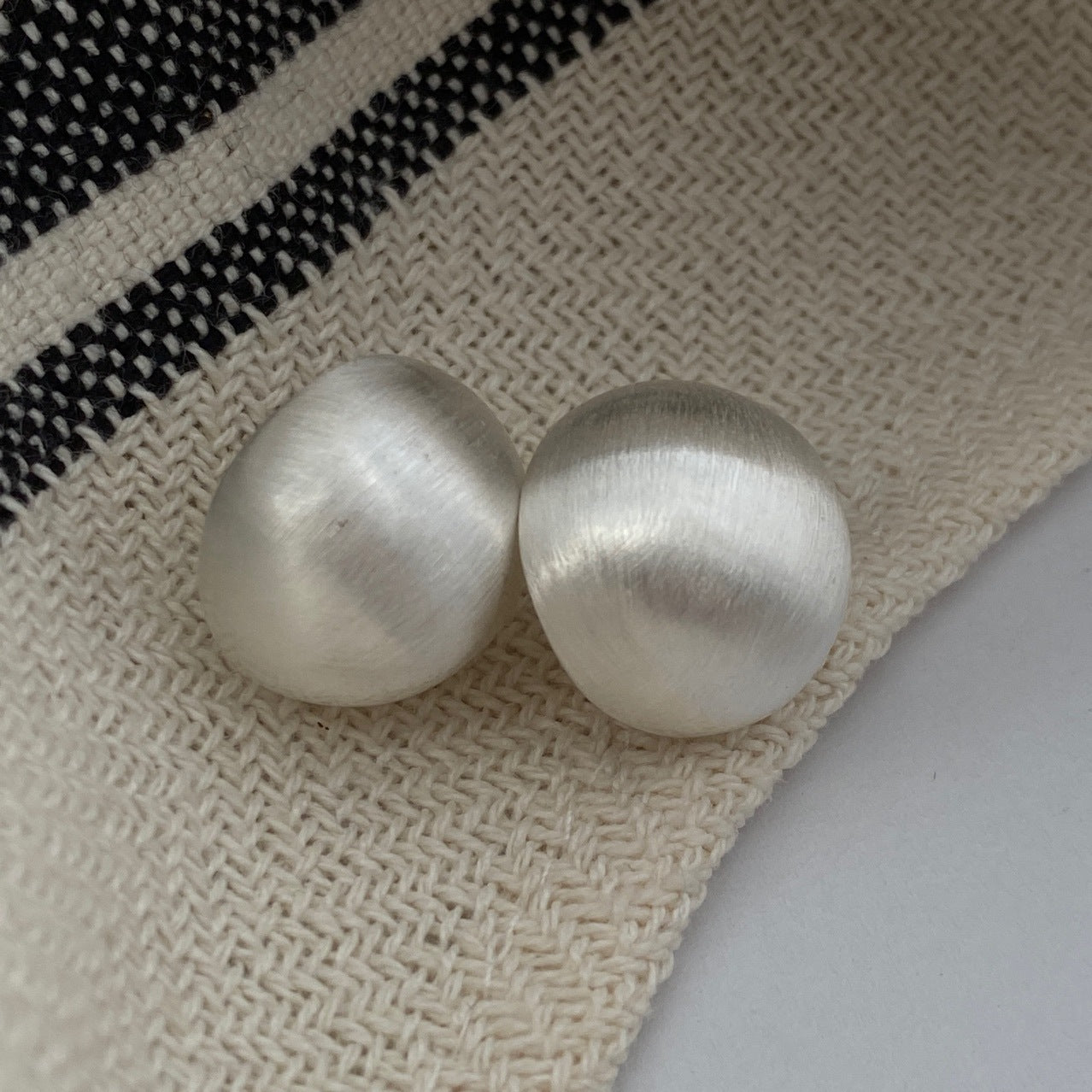 Frosted Textured Ball Earrings - Modingo Modingo