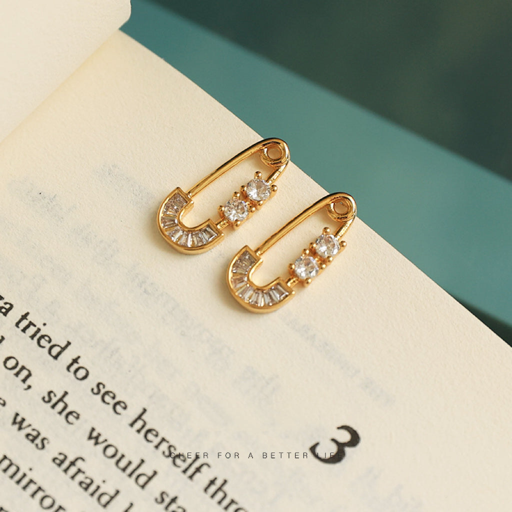 Pin Sparkling Zircon Gold Earrings - Modingo Modingo