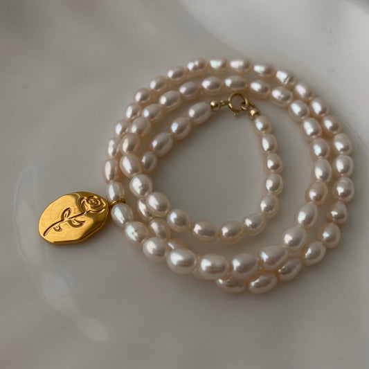 Rose Pearl Necklace - Modingo Modingo