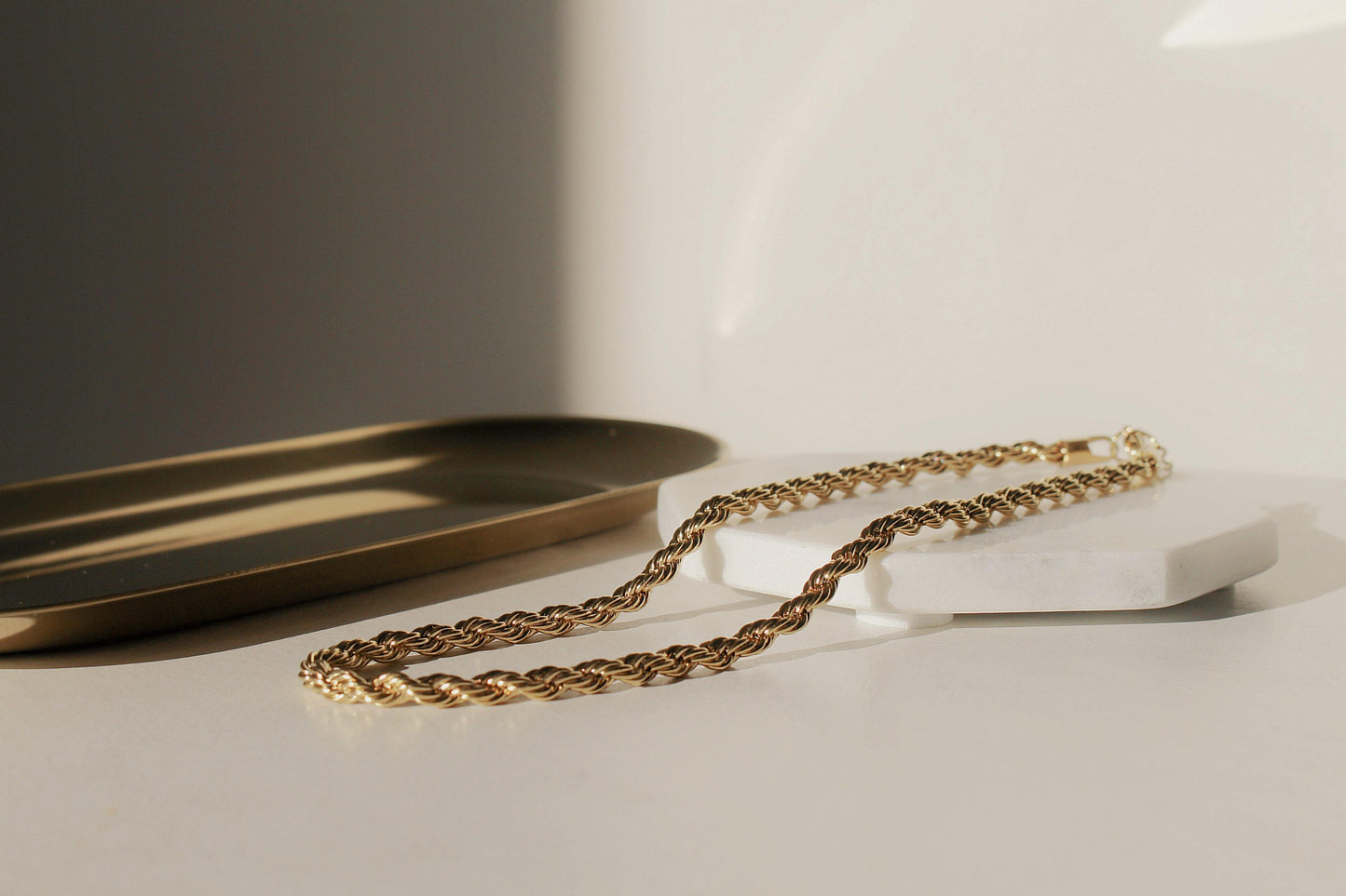 Twist gold necklace - Modingo Modingo