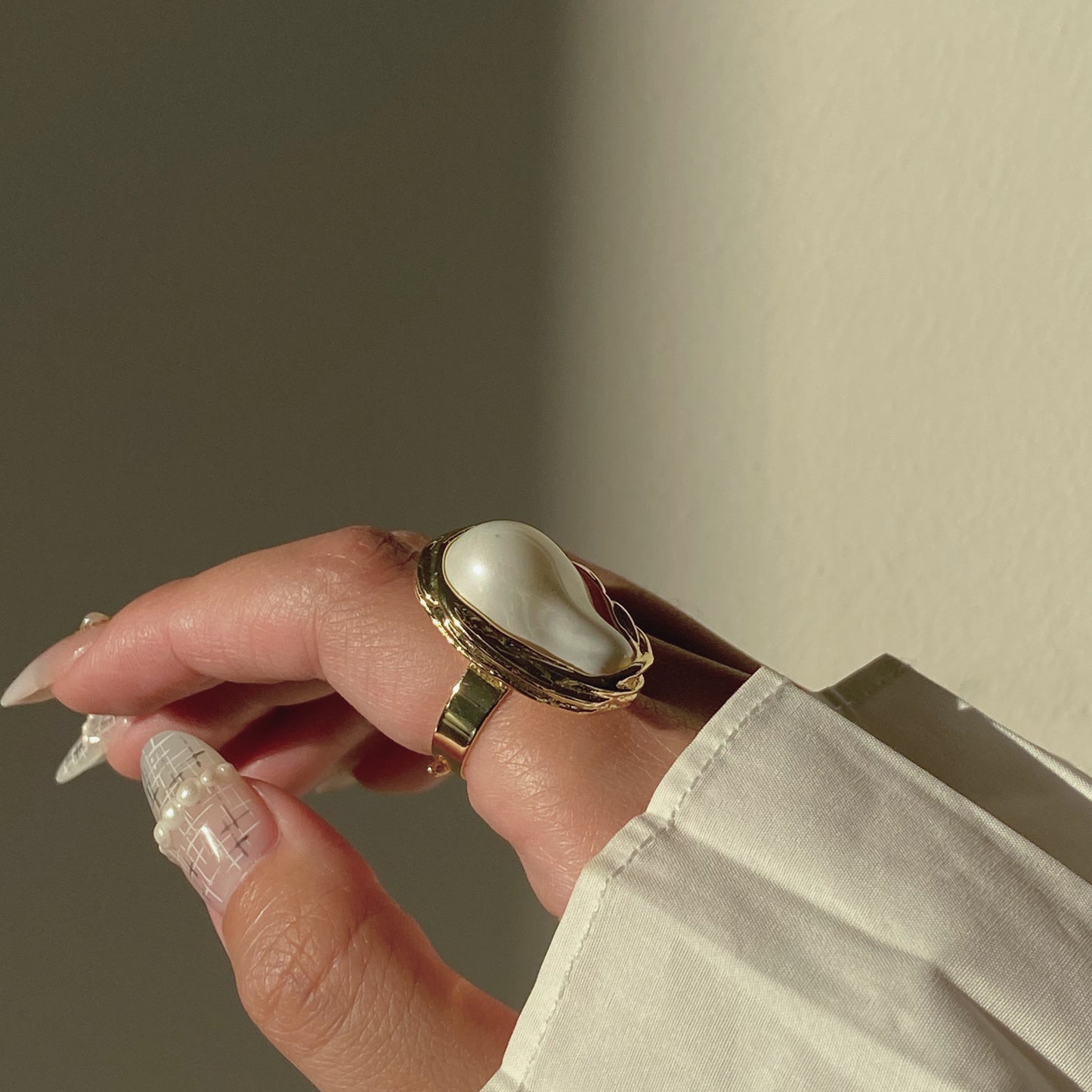 Large Irregular Baroque Pearl Open Ring - Modingo Modingo