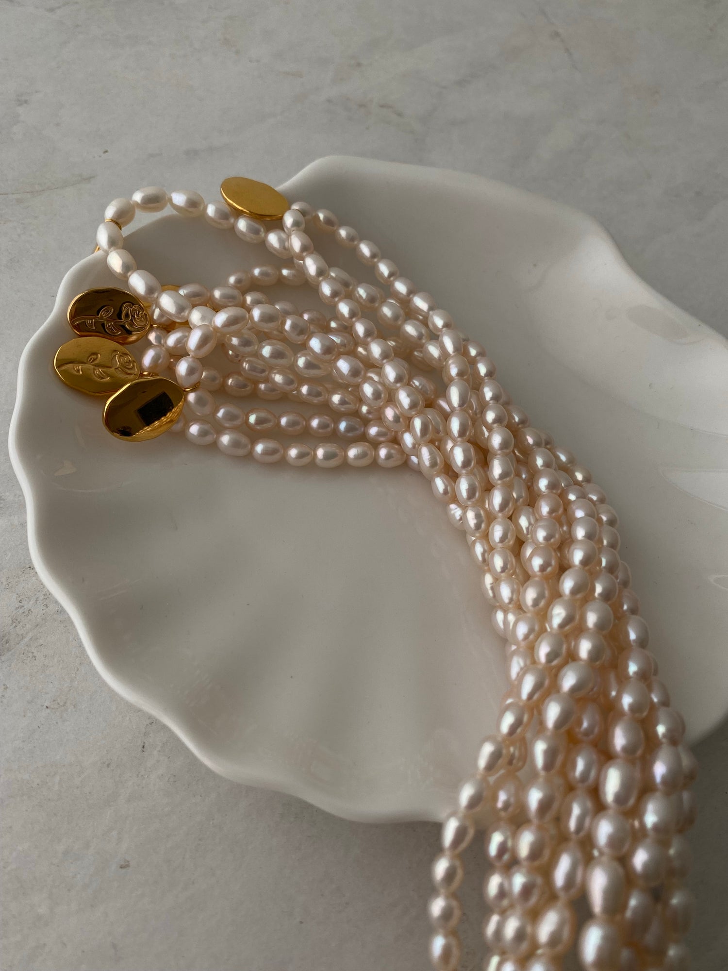 Rose Pearl Necklace - Modingo Modingo