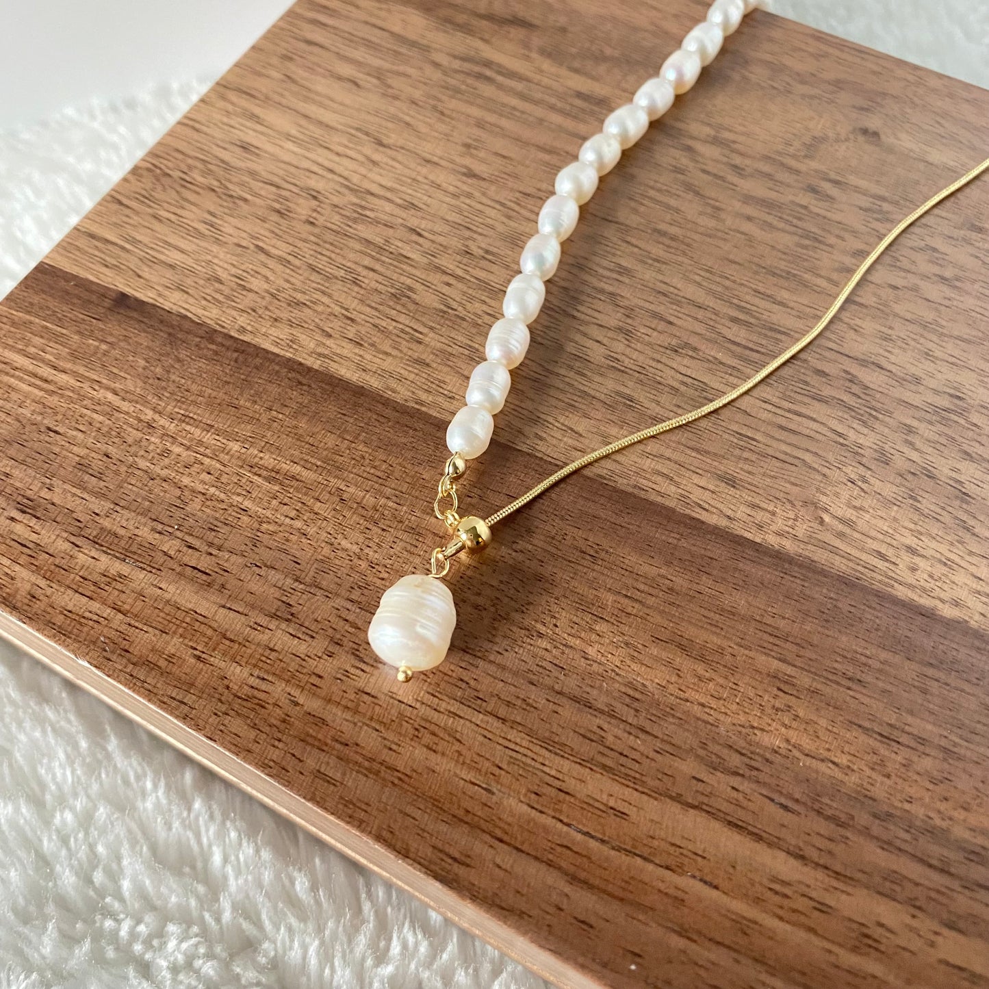 Mia Gold Pearl Long Necklace - Modingo Modingo
