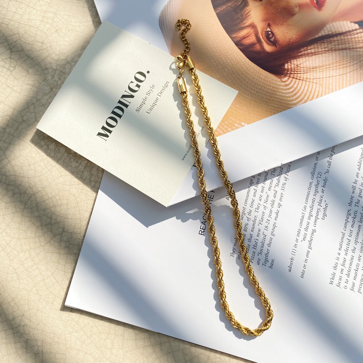 Twist gold necklace - Modingo Modingo