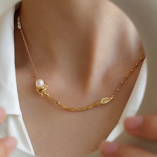 Vera French Baroque Pearl Necklace - Modingo Modingo