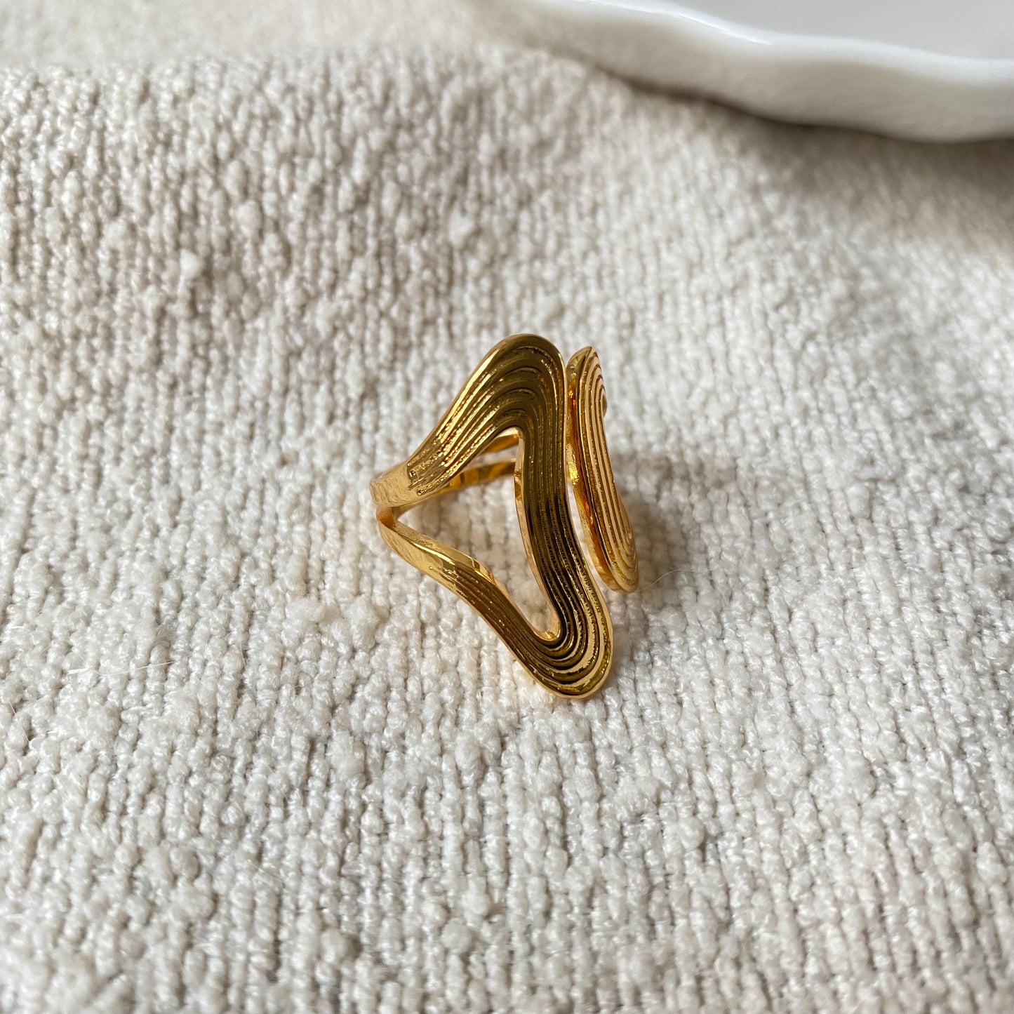 Line Design Gold Open Ring - Modingo Modingo