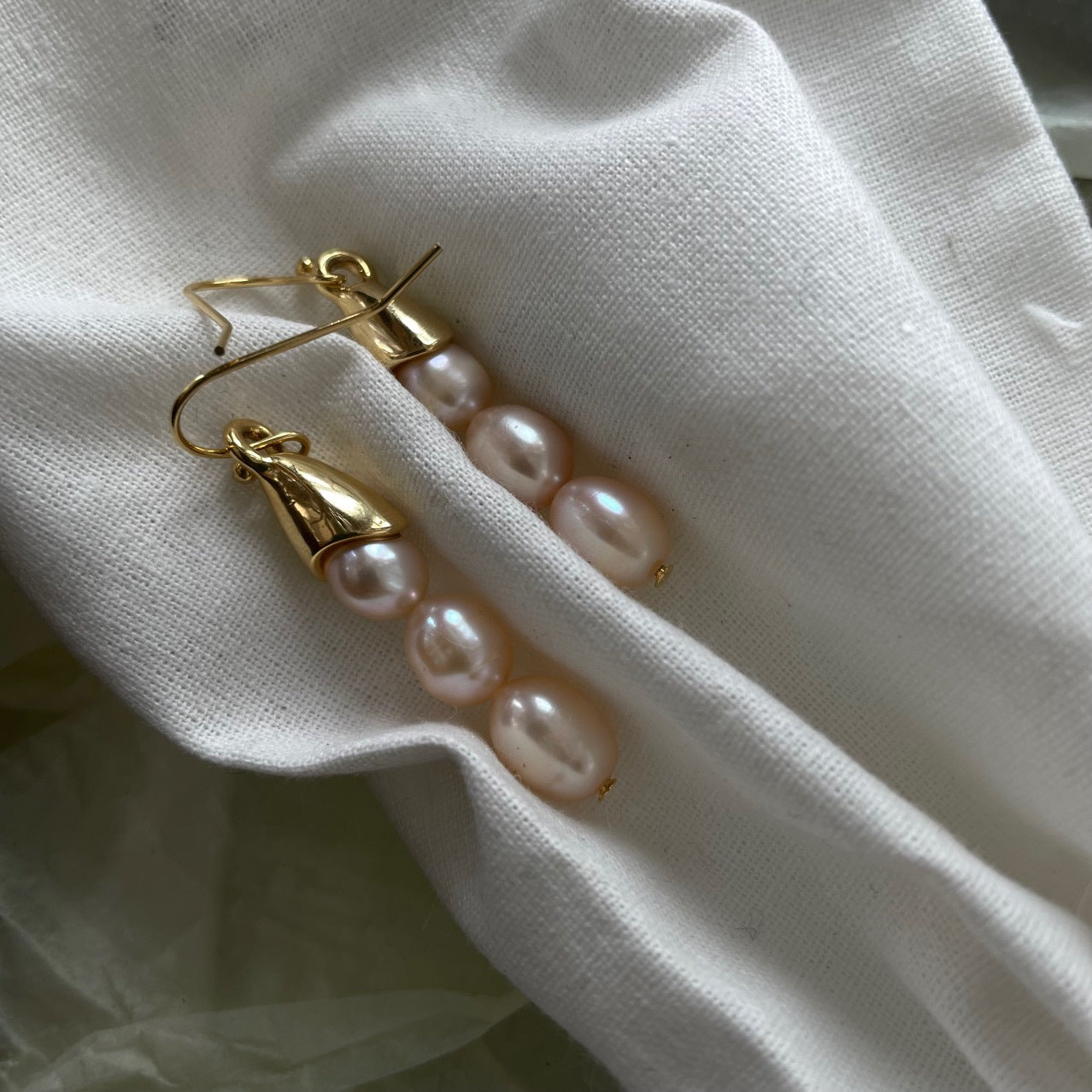 Pea Pearl Earrings - Modingo Modingo